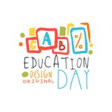 Progettazione originale dell'etichetta di giorno di istruzione, di nuovo al modello del grafico di logo della scuola Immagini Stock Libere da Diritti Progettazione originale dell'etichetta di giorno di istruzione, di nuovo al modello del grafico di logo della scuola Immagini Stock Libere da Diritti