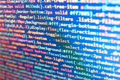 Programación web y fondo de la tecnología del soporte Códigos del sitio web en lengua y la codificación del PHP del monitor de co imagenes de archivo Programación web y fondo de la tecnología del soporte Códigos del sitio web en lengua y la codificación del PHP del monitor de co imagenes de archivo