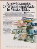 Propaganda de cartaz Banca Serfin no compartimento desde 1992, alguns exemplos do que está sendo feito no slogan de México hoje imagens de stock Propaganda de cartaz Banca Serfin no compartimento desde 1992, alguns exemplos do que está sendo feito no slogan de México hoje imagens de stock
