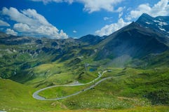ptasi oka grossglockner autostrady s widok zdjęcie royalty free ptasi oka grossglockner autostrady s widok zdjęcie royalty free