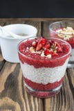 Pudding de Chia sur une table Image stock Pudding de Chia sur une table Image stock
