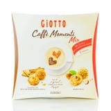 Pudełko Fererro Giotto Caffe Momenti fotografia stock Pudełko Fererro Giotto Caffe Momenti fotografia stock