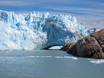 Puente del hielo de Perito Moreno imágenes de archivo libres de regalías Puente del hielo de Perito Moreno imágenes de archivo libres de regalías
