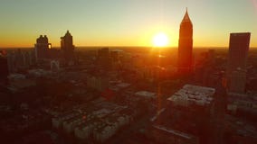 Puesta del sol aérea del paisaje urbano de Atlanta Puesta del sol aérea del paisaje urbano de Atlanta