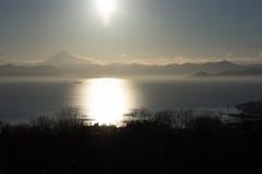 Puesta del sol en Kamchatka foto de archivo Puesta del sol en Kamchatka foto de archivo