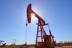 PUMPENDES SCHMIERÖL lizenzfreie stockbilder PUMPENDES SCHMIERÖL lizenzfreie stockbilder