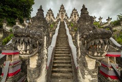 Pura Penataran Agung Lempuyang auf Bali, Indonesien lizenzfreies stockbild Pura Penataran Agung Lempuyang auf Bali, Indonesien lizenzfreies stockbild