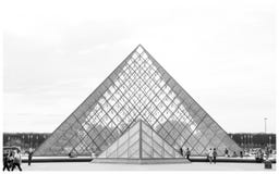 Pyramid av luftventilmuseet Paris arkivbilder Pyramid av luftventilmuseet Paris arkivbilder