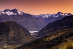 Queenstown, zonsondergang, Zuideneiland, Nieuw Zeeland stock foto Queenstown, zonsondergang, Zuideneiland, Nieuw Zeeland stock foto