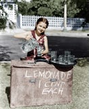 QUENCHER da SEDE (todas as pessoas descritas não são umas vivas mais longo e nenhuma propriedade existe Garantias do fornecedor q imagens de stock royalty free QUENCHER da SEDE (todas as pessoas descritas não são umas vivas mais longo e nenhuma propriedade existe Garantias do fornecedor q imagens de stock royalty free