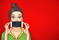 Ragazza con il telefono nella mano nello stile comico Immagine Stock Ragazza con il telefono nella mano nello stile comico Immagine Stock