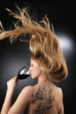 Ragazza molto sexy di tatoo del drago immagine stock Ragazza molto sexy di tatoo del drago immagine stock