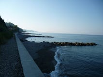 Ranku krajobraz plażowy Vardane w Sochi Rosja obraz stock Ranku krajobraz plażowy Vardane w Sochi Rosja obraz stock