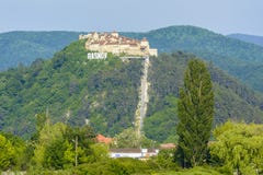 Rasnov fästning, Transylvania Rumänien fotografering för bildbyråer Rasnov fästning, Transylvania Rumänien fotografering för bildbyråer