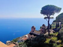 Ravello, Италия Вилла Rufolo стоковое изображение Ravello, Италия Вилла Rufolo стоковое изображение