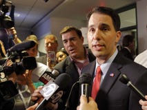 REAGAN PRESIDENTIAL LIBRARY, SIMI VALLEY, LA, CA - SEPTEMBER 16, 2015 Gov. Scott Walker interviewed during the presidential debate royalty free stock image REAGAN PRESIDENTIAL LIBRARY, SIMI VALLEY, LA, CA - SEPTEMBER 16, 2015 Gov. Scott Walker interviewed during the presidential debate royalty free stock image