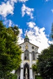 Recherche de l'?glise d'Oura un jour ensoleill? image stock Recherche de l'?glise d'Oura un jour ensoleill? image stock