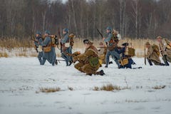 reconstruction Militaire-historique des combats des périodes de la première guerre mondiale, Borodino, le 13 mars 2016 photo stock reconstruction Militaire-historique des combats des périodes de la première guerre mondiale, Borodino, le 13 mars 2016 photo stock