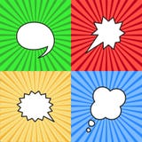 Reeks lege toespraakbellen in pop-artstijl vector illustratie Reeks lege toespraakbellen in pop-artstijl vector illustratie