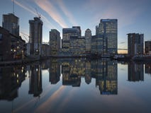 Reflexión de Canary Wharf foto de archivo libre de regalías Reflexión de Canary Wharf foto de archivo libre de regalías