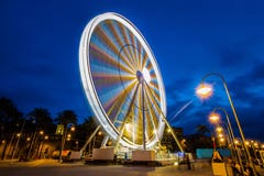 Ferris wheel in motion during night