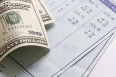 Rekening en dollars royalty-vrije stock afbeelding Rekening en dollars royalty-vrije stock afbeelding