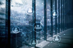Relación de la gente y estructura de organización Media sociales Concepto de la tecnología del negocio y de comunicación fotografía de archivo libre de regalías Relación de la gente y estructura de organización Media sociales Concepto de la tecnología del negocio y de comunicación fotografía de archivo libre de regalías