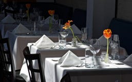 restauracja sukienna white tabel