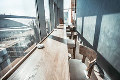 Restaurantbinnenland met panorama Royalty-vrije Stock Foto's Restaurantbinnenland met panorama Royalty-vrije Stock Foto's