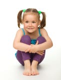 Retrato de uma menina bonito imagens de stock royalty free Retrato de uma menina bonito imagens de stock royalty free