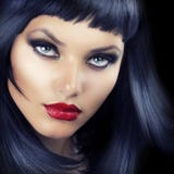 Retrato do Brunette da beleza fotos de stock royalty free Retrato do Brunette da beleza fotos de stock royalty free