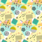Retro rocznik 80s lub 90s mody styl Memphis bezszwowy wzór Modni geometryczni elementy nowoczesne abstrakcyjne projektu ilustracja wektor Retro rocznik 80s lub 90s mody styl Memphis bezszwowy wzór Modni geometryczni elementy nowoczesne abstrakcyjne projektu ilustracja wektor