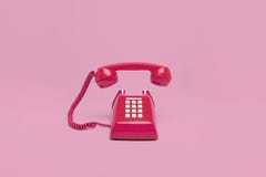 Retro roze telefoon stock foto's Retro roze telefoon stock foto's
