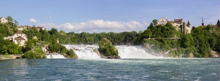 Rhine Falls Neuhausen, Schweiz arkivbild Rhine Falls Neuhausen, Schweiz arkivbild
