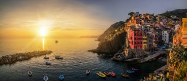 Riomaggiore, Cinque Terre - Италия стоковые фото Riomaggiore, Cinque Terre - Италия стоковые фото