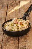 Risotto del limone con bacon ed i piselli Immagine Stock Libera da Diritti Risotto del limone con bacon ed i piselli Immagine Stock Libera da Diritti