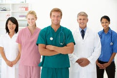 Ritratto dei professionisti medici immagine stock libera da diritti Ritratto dei professionisti medici immagine stock libera da diritti