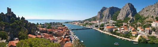 River Cetina and Omis royalty free stock photography River Cetina and Omis royalty free stock photography