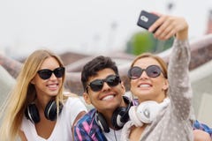Robić wielkiemu selfie fotografia stock Robić wielkiemu selfie fotografia stock