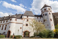 Rockera von der Leyen Kobern-Gondorf på Mosellen Royaltyfria Bilder Rockera von der Leyen Kobern-Gondorf på Mosellen Royaltyfria Bilder