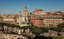 ROMA, ИТАЛИЯ, 11-ОЕ АПРЕЛЯ 2016: Взгляд от балкона нации стоковая фотография ROMA, ИТАЛИЯ, 11-ОЕ АПРЕЛЯ 2016: Взгляд от балкона нации стоковая фотография