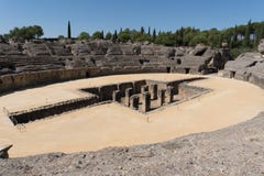 Roman Amphitheater Italica Spain royaltyfri foto Roman Amphitheater Italica Spain royaltyfri foto