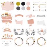 Romantische hand getrokken inzameling van laurels, kronen vector illustratie Romantische hand getrokken inzameling van laurels, kronen vector illustratie