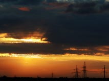 Romantischer orange Sonnenuntergang zerrissen stockbilder Romantischer orange Sonnenuntergang zerrissen stockbilder