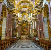 ROME ITALIEN - OKTOBER 12, 2017: Sant ` Ambrogio e Carlo al Corso arkivfoto ROME ITALIEN - OKTOBER 12, 2017: Sant ` Ambrogio e Carlo al Corso arkivfoto