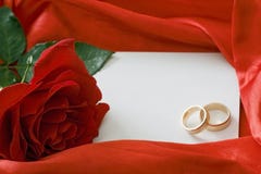 Rose de rouge et carte d'invitation photo libre de droits Rose de rouge et carte d'invitation photo libre de droits