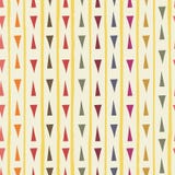 Rouge contemporain, bleu, orange, triangles tirées par la main vertes avec les rayures grunges en tant que modèle sans couture gé illustration de vecteur Rouge contemporain, bleu, orange, triangles tirées par la main vertes avec les rayures grunges en tant que modèle sans couture gé illustration de vecteur
