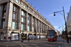 Rua Londres de Selfridges Oxford foto de stock Rua Londres de Selfridges Oxford foto de stock