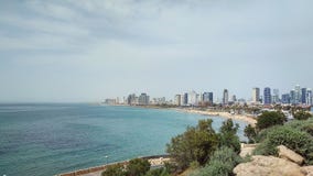 Ruhiges Stadtbild von Mittelmeer in Tel Aviv, Israel stockbilder Ruhiges Stadtbild von Mittelmeer in Tel Aviv, Israel stockbilder
