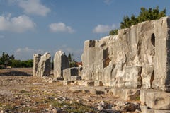 Ruiny antyczny Aphrodite sanktuarium w Kouklia zdjęcia stock Ruiny antyczny Aphrodite sanktuarium w Kouklia zdjęcia stock